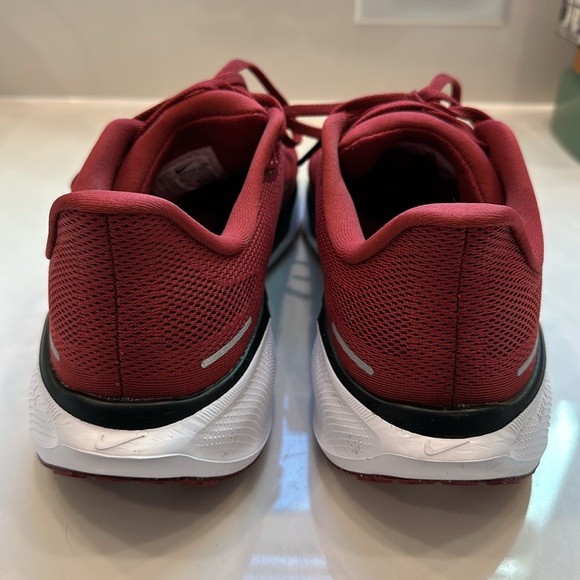 Oklahoma Sooners Nike Pegasus 41 Running Shoes - Picture 2 of 4